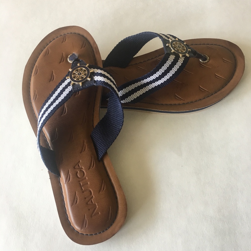 Nautica Womens Flip Flop Sandals